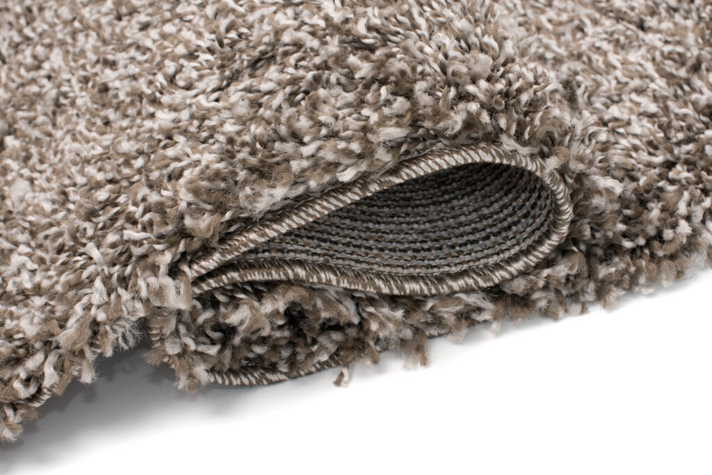 Alfombra Essence Shaggy Unicolor Taupe Gris Melange