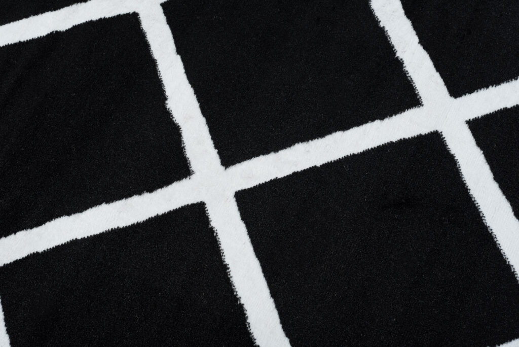 Alfombra Luxury Gris Claro Blanco Geométrico Enrejado