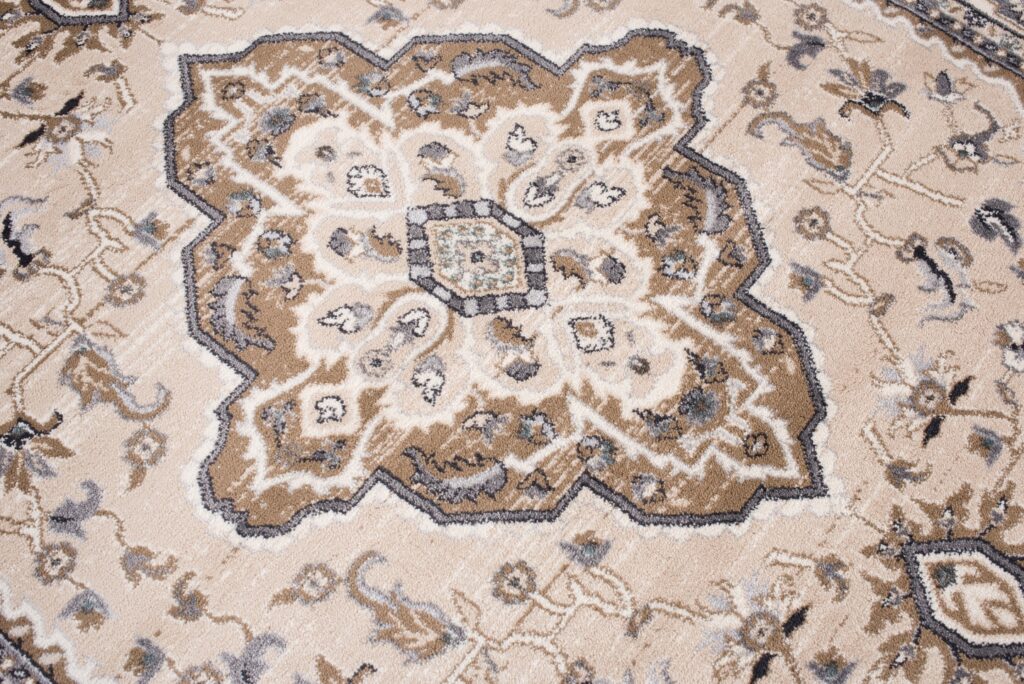 Alfombra Colorado Tradicional Beige Crema Ornamental