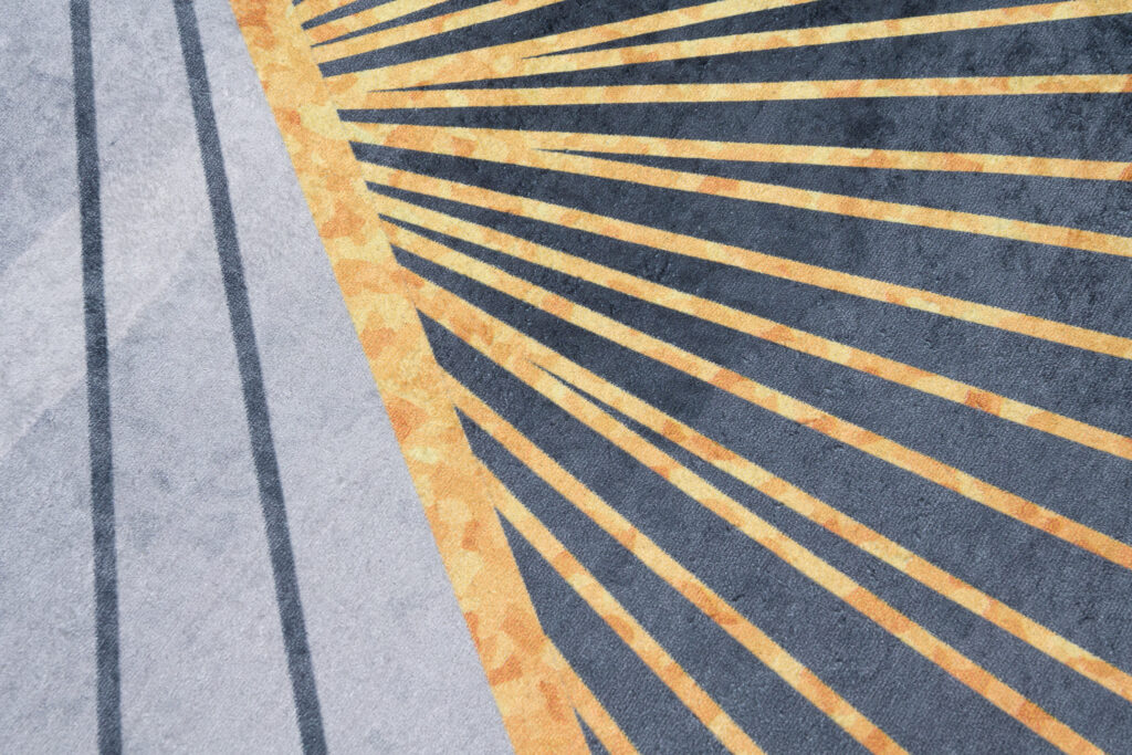Alfombra Toscana Gris Rayos Dorados Antideslizante