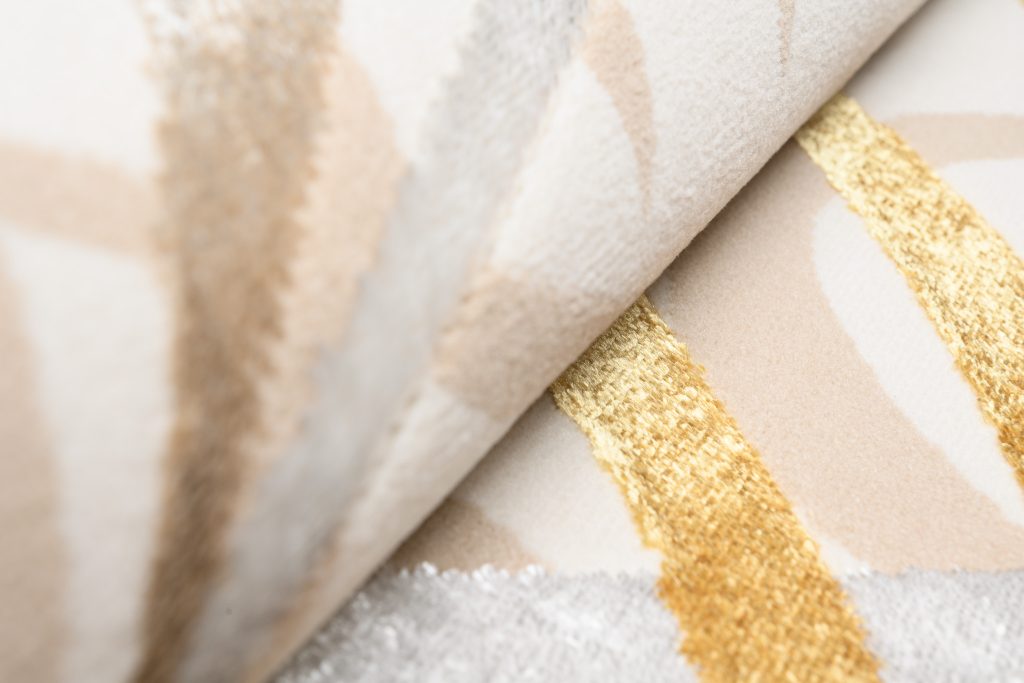 Alfombra Golden Crema Dorado Beige Hojas