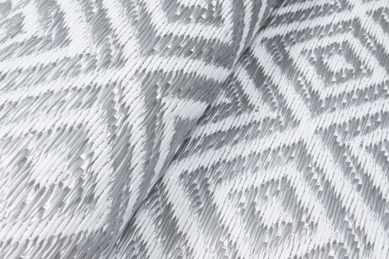 Alfombra Ibiza Exterior Reversible Impermeable Gris Blanco Rombos