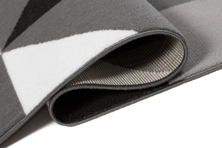 Alfombra Maya Gris Blanco Trapecios Cuadrados