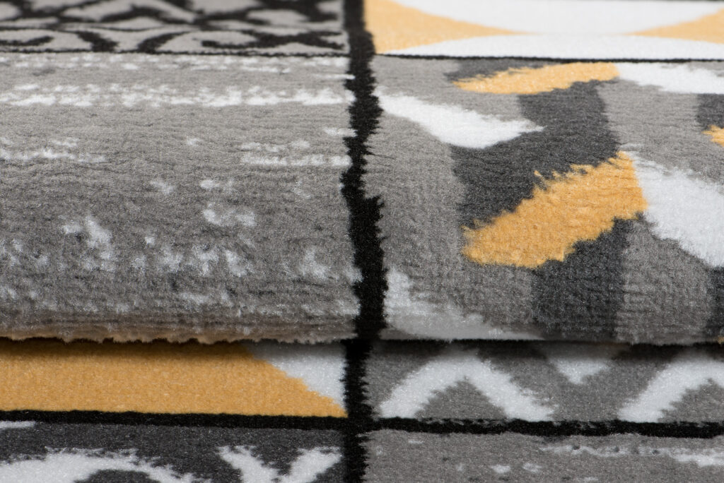 Alfombra Maya Gris Amarillo Cuadrados Mosaico