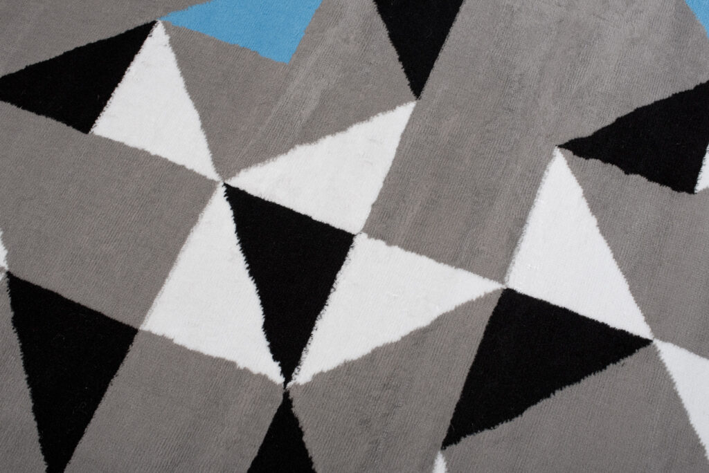 Alfombra Maya Gris Azul Triángulos