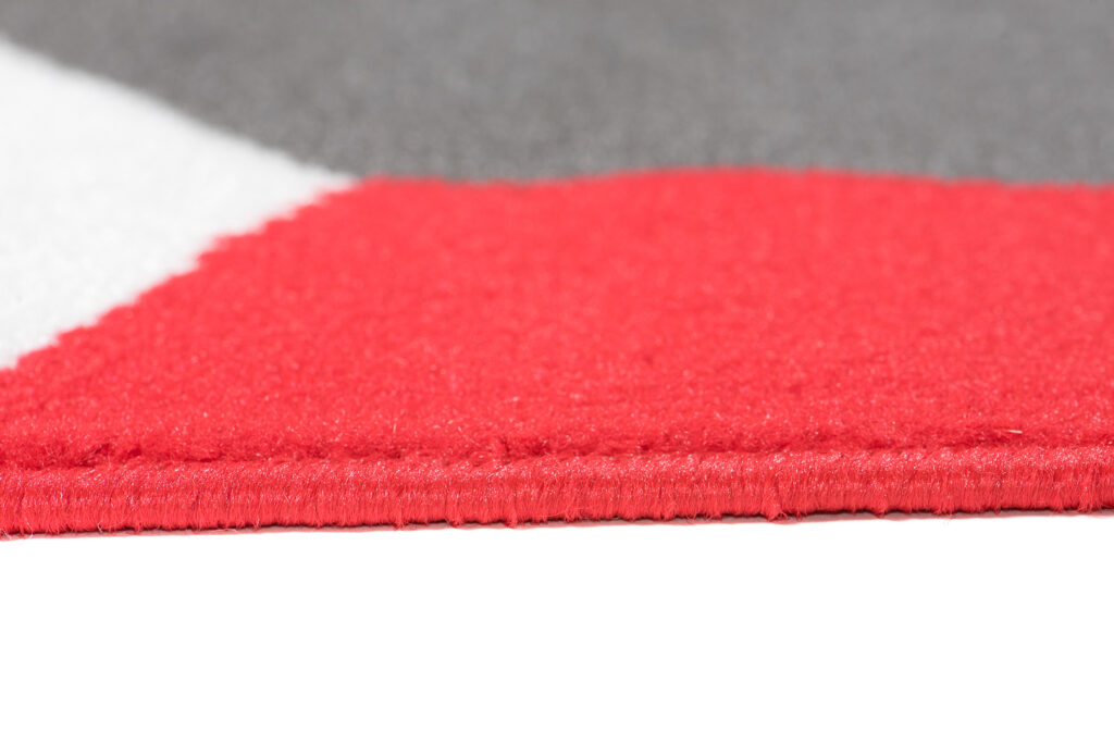 Alfombra Maya Gris Rojo Cubos