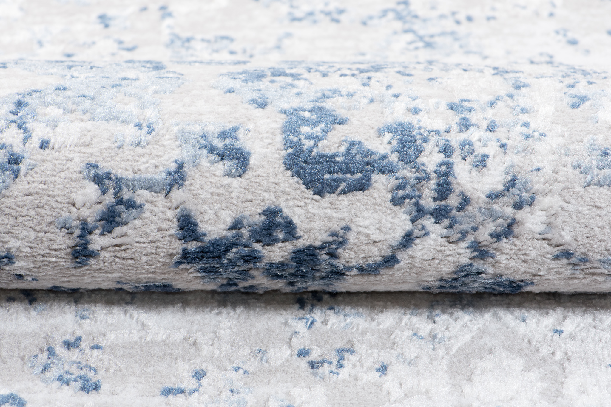 Alfombra Sky Azul Gris Borde Ornamental