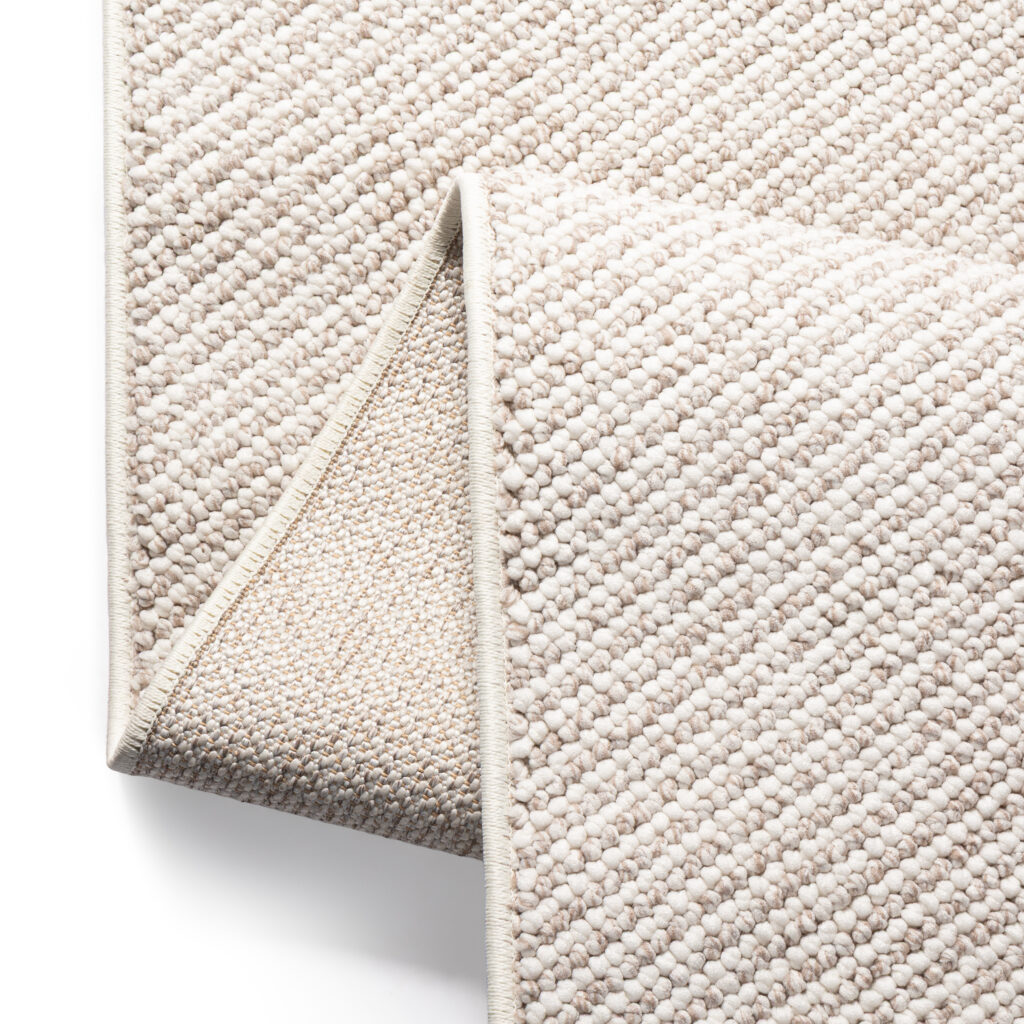 Alfombra Agra Beige con Flecos Blancos
