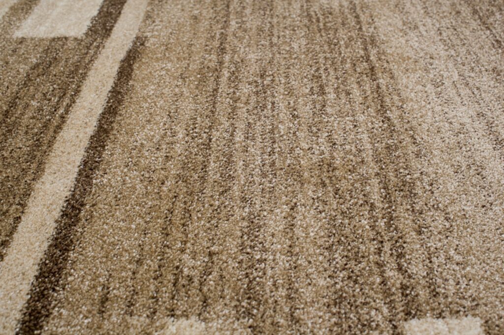 Alfombra Sari Beige Oscuro Marco