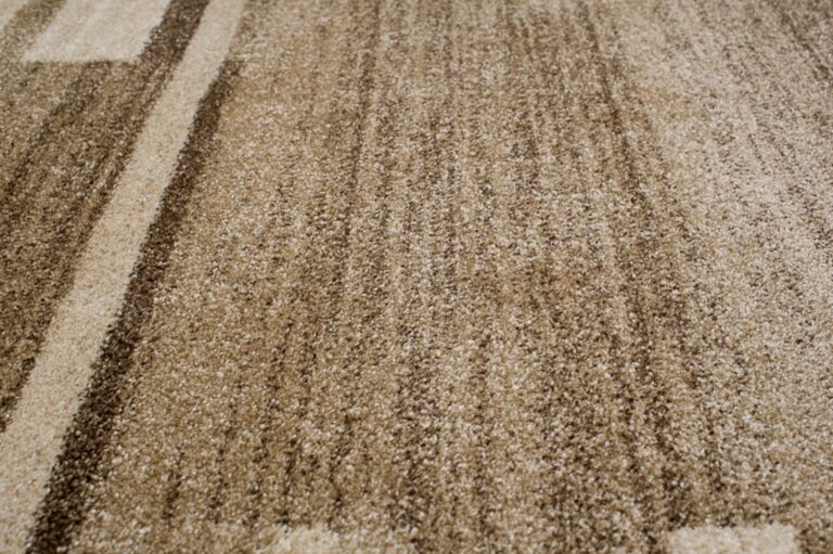 Alfombra Sari Beige Oscuro Marco