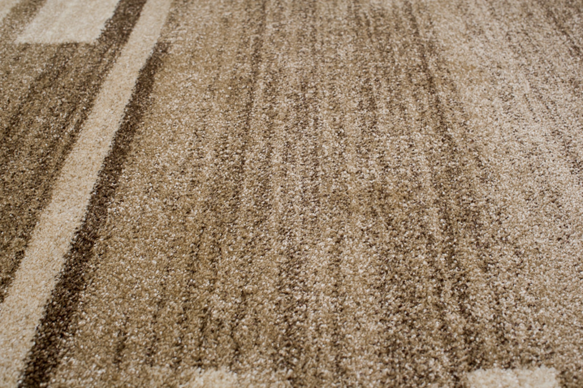 Alfombra Sari Beige Oscuro Marco