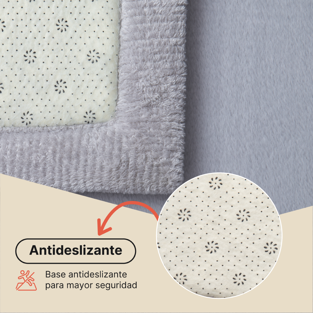 Alfombra Infantil Fluffin Cuadrada Gris Claro