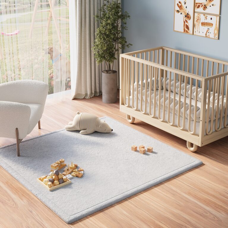 Alfombra Infantil Fluffin Cuadrada Gris Claro