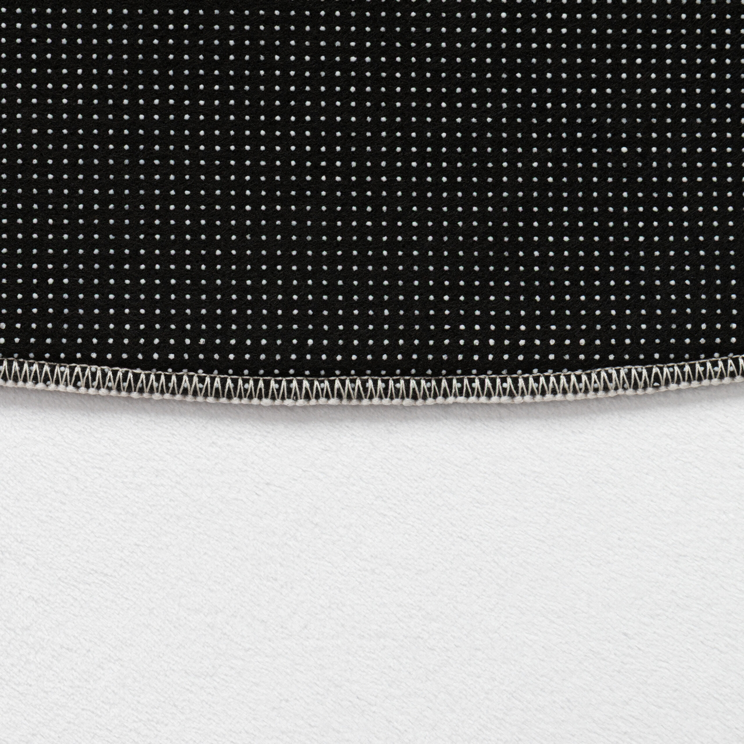 Alfombra Wisp Con Forma Irregular Blanco Líneas