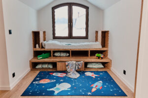 Alfombra Infantil Snooki Cohetes Azul Marino Antideslizante