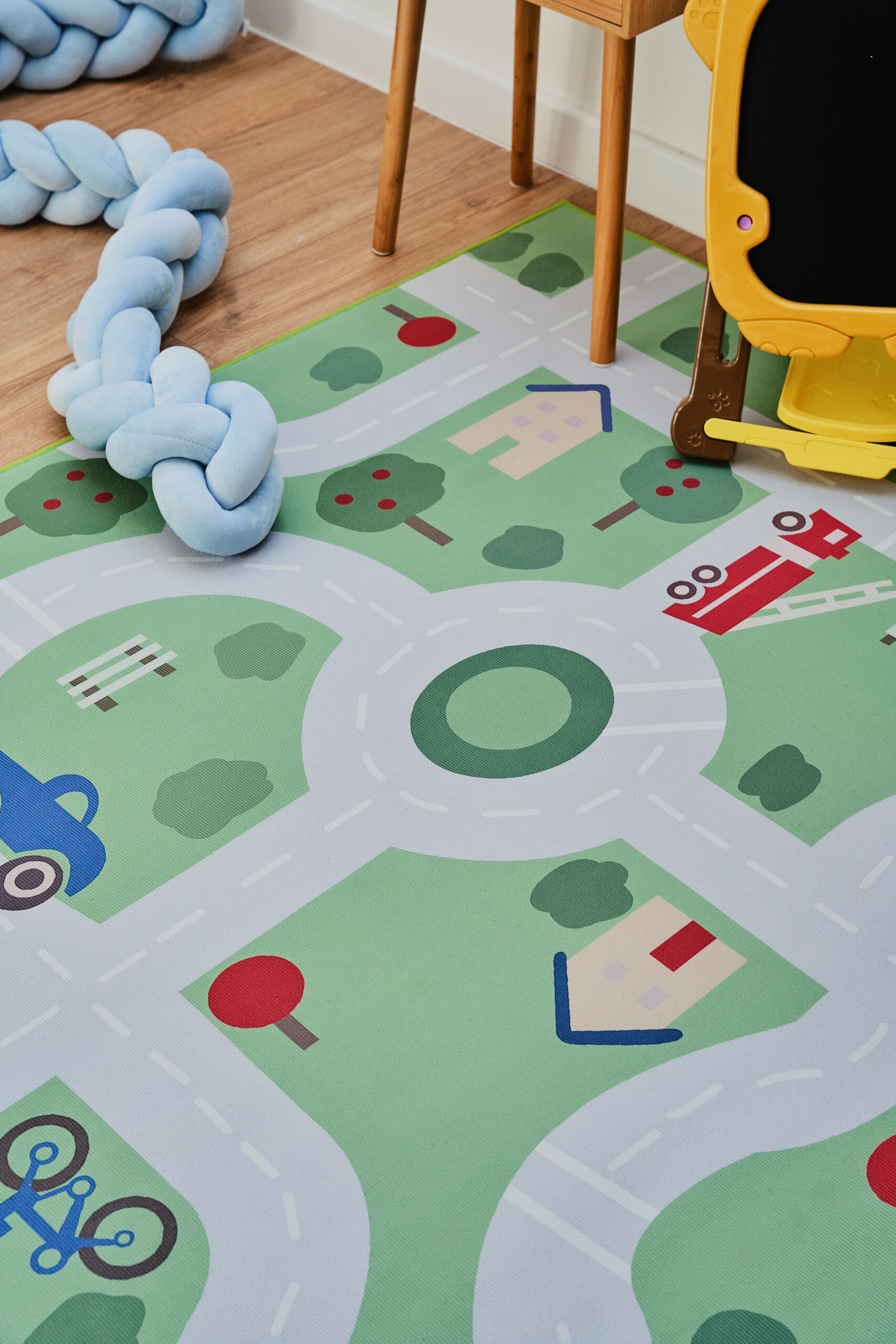 Alfombra Infantil Snooki Ciudad Verde Antideslizante